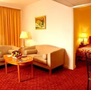 Golden Tulip Dalma Plaza Hotel Abu Dhabi