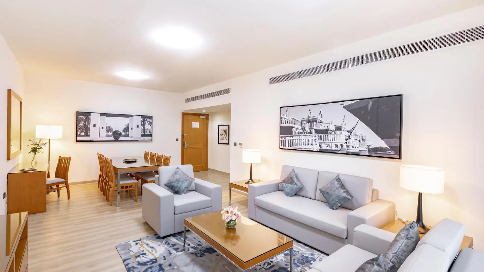 Golden Sands Suites Dubai